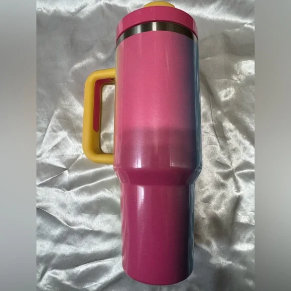 Swig tumbler - Picture 2 of 5